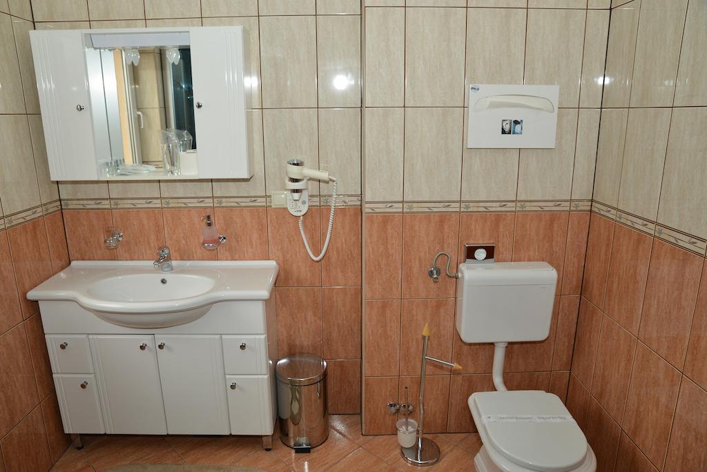 Hotel Venezia Imotski Habitación foto