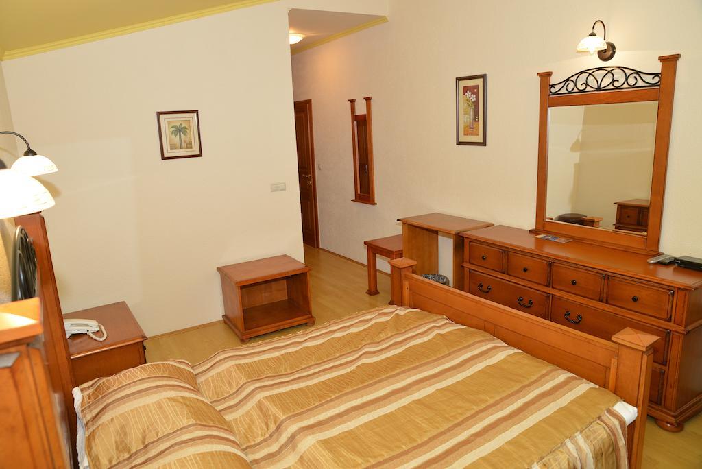 Hotel Venezia Imotski Habitación foto